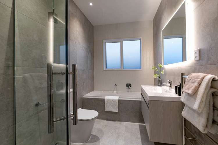 1 Matahae Crescent Wainui_17