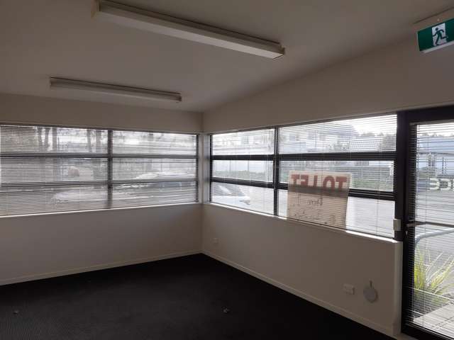 2/18 Taurus Place Bromley_1