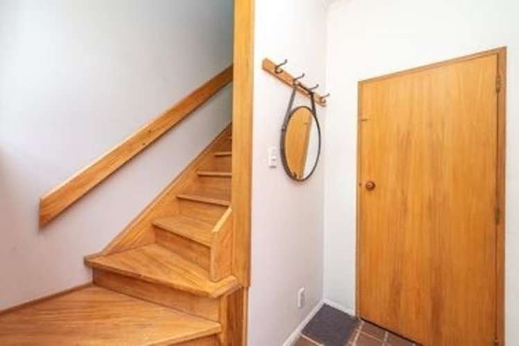 14 Ngatarua Road Putiki_11