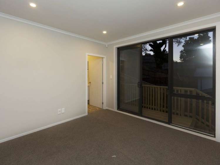 30 King Charles Drive Kingsley Heights_21