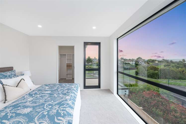 14 Matau Rise Te Atatu Peninsula_16