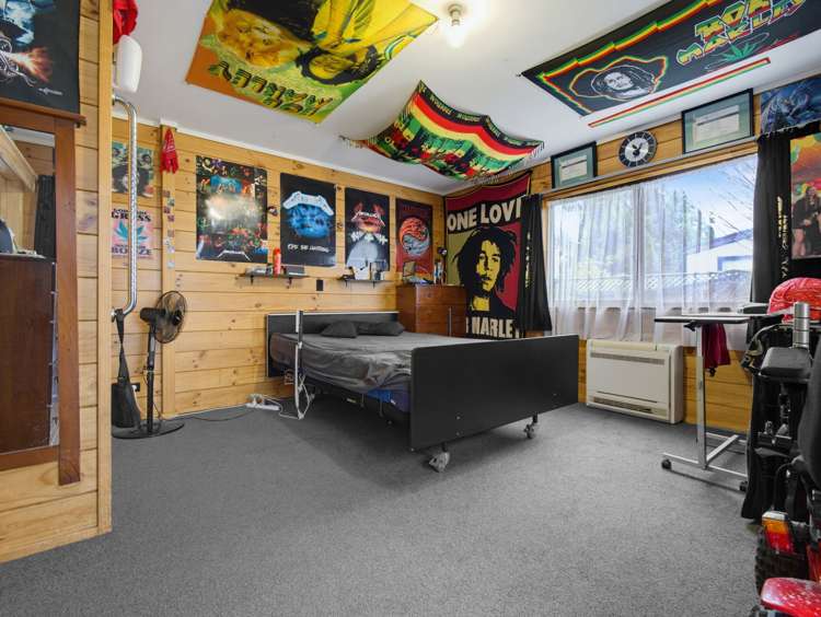 15B Ngahu Street Fairy Springs_10