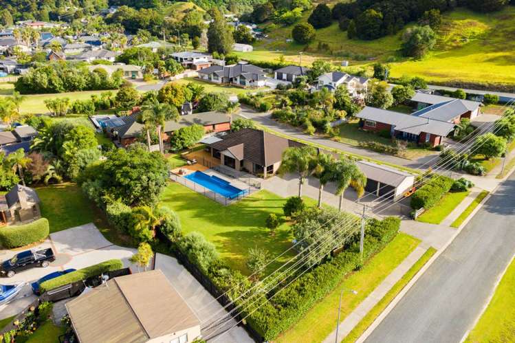 10 Glengarry Lane Tamaterau_27