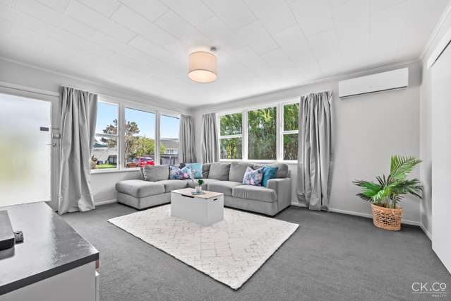 15 Parera Grove Heretaunga_1