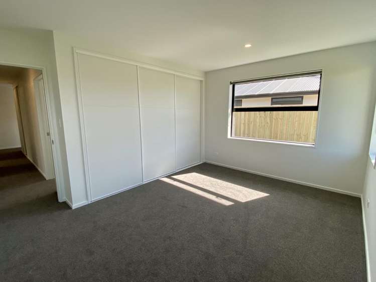 72 Crossley Avenue 500171_5