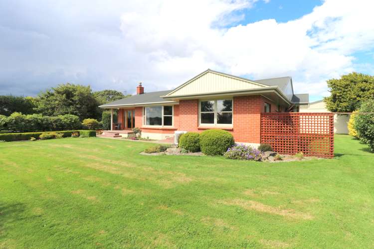 215 Findlay Road Ascot_41