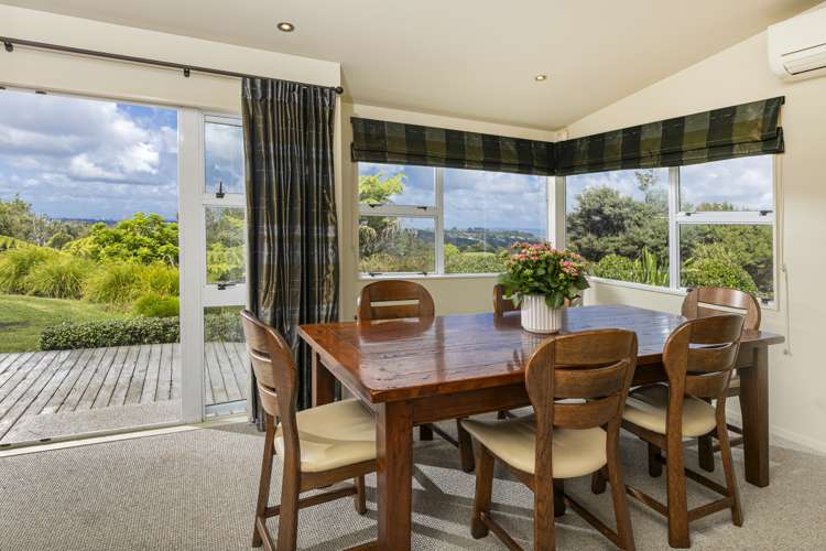 335 Ridge Road Paremoremo_10