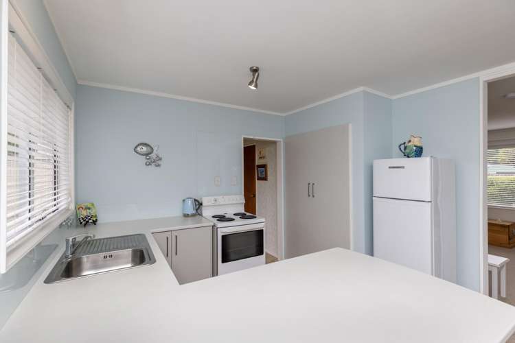 20 Menin Road Raumati South_3