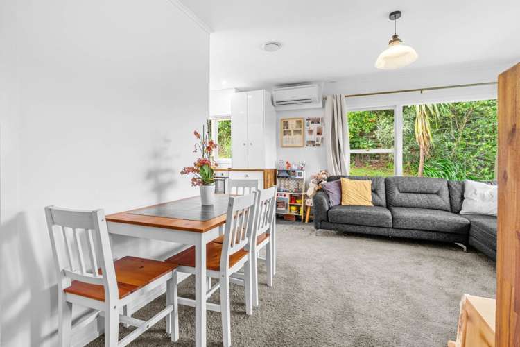 2/55 Ayton Drive Totara Vale_8