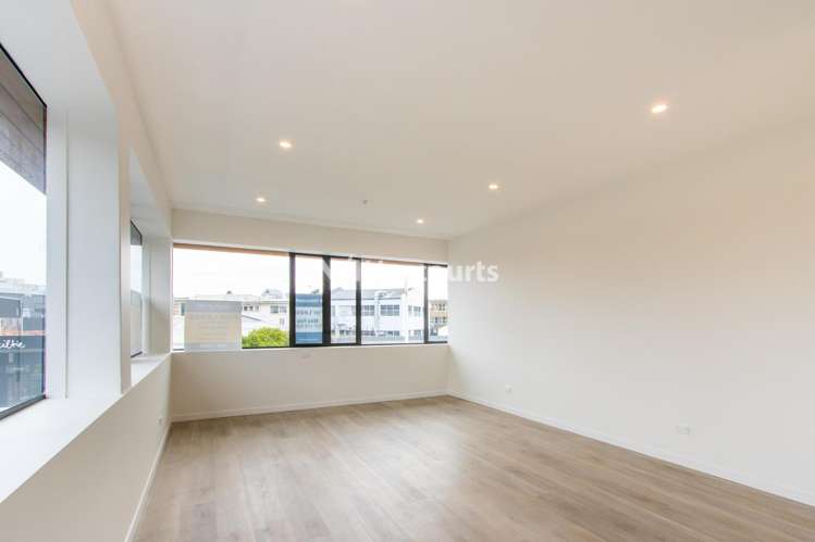 Tenancy A/87 Hurstmere Road Takapuna_8