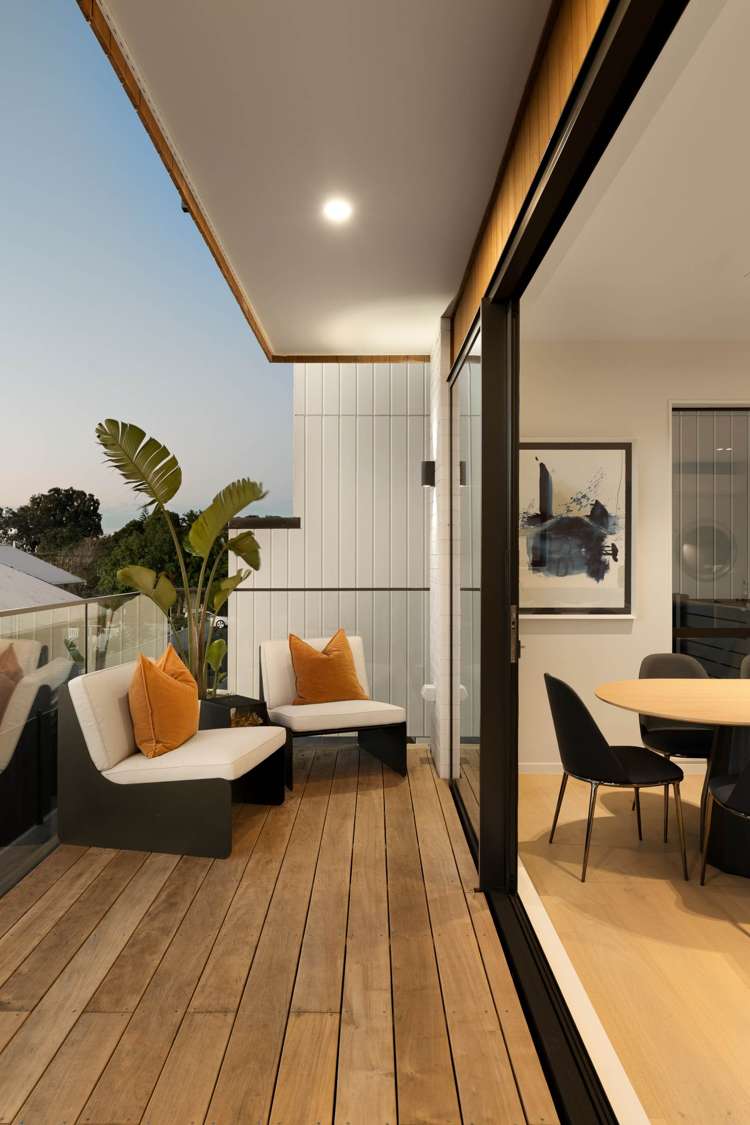 2/30 Grange Road Mt Eden_16