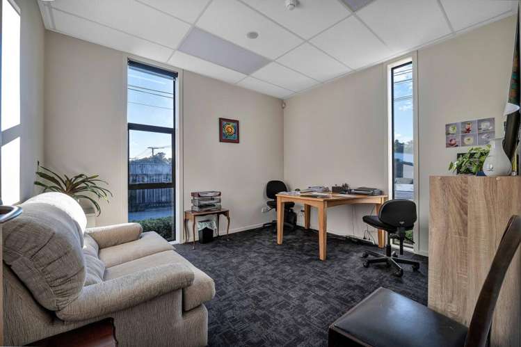 16 Sunley Street Westown_17