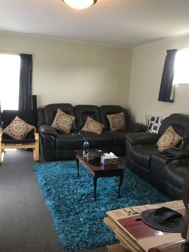 147 Solar Road Glen Eden_1