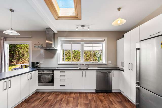 70 Gillies Crescent Waimarama_4