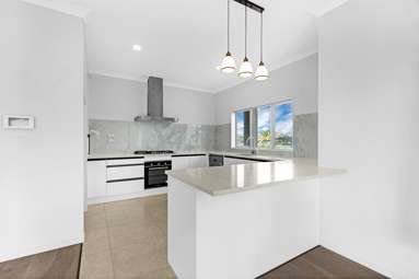 9 MCLACHLAN WAY_3