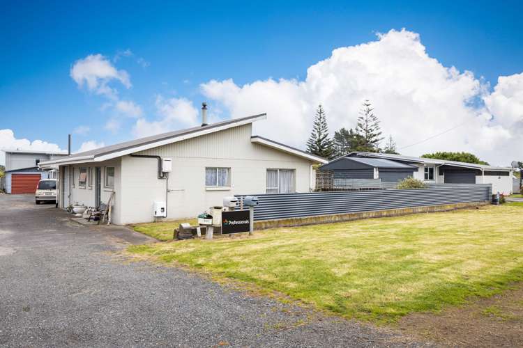 89c Leslie Street Waitara_22