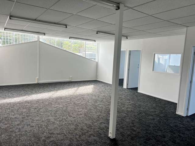 Level 1/748 Beach Road Browns Bay_3