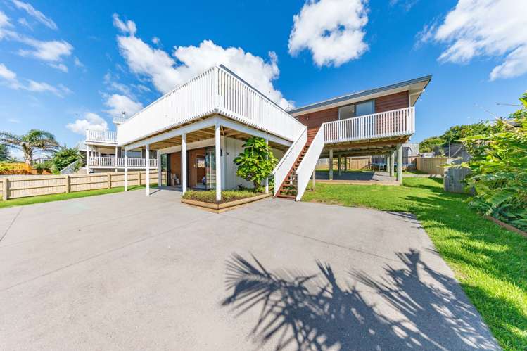 8 Taipari Avenue Raglan_25