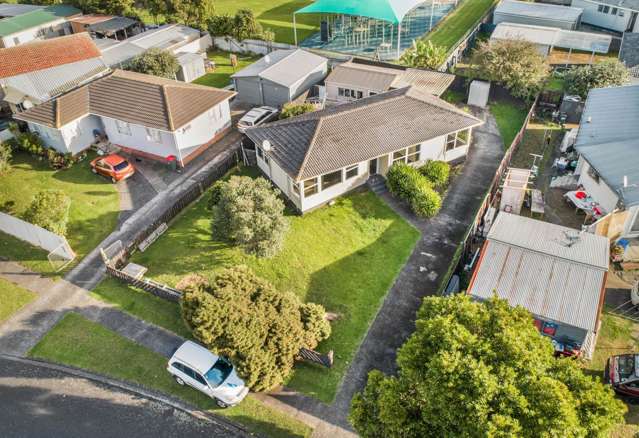 39 Staverton Crescent Mangere_3