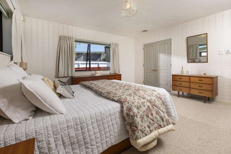 2/31A Colwill Road Massey_10