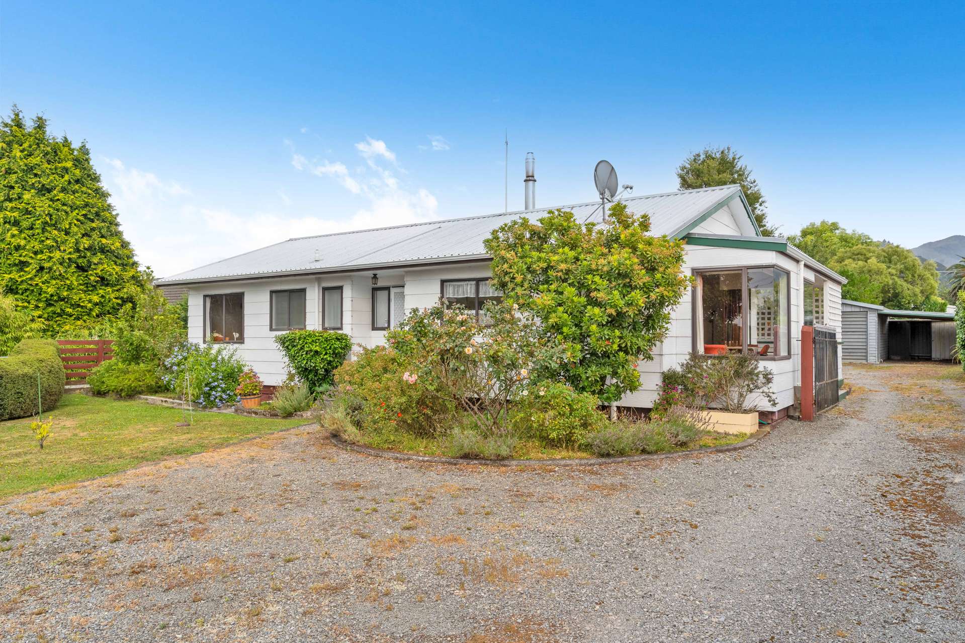 10 Farrier Grove Featherston_0