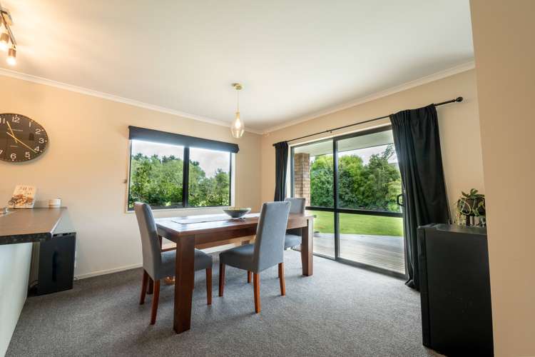 30 Matua Grove Otatara_8