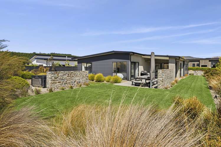 75 Infinity Drive Wanaka_21