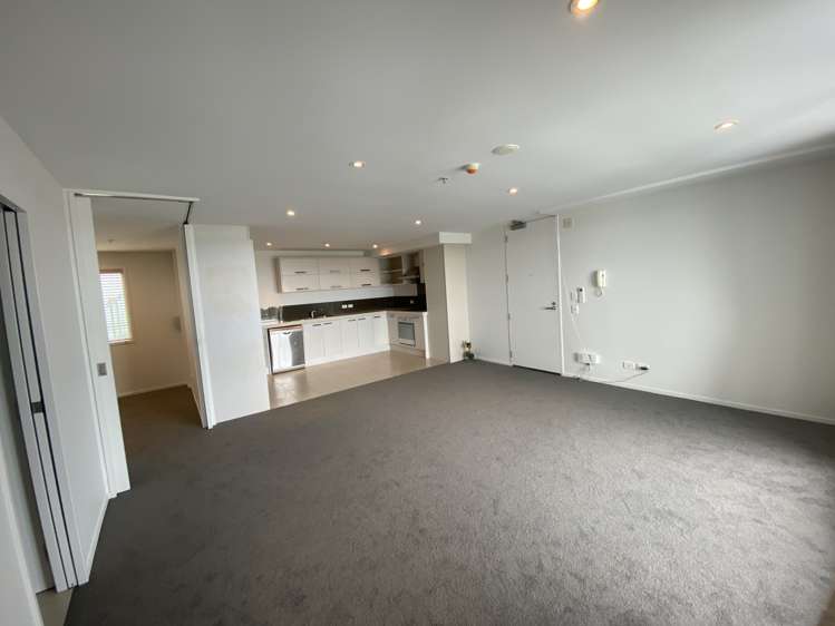 4g/84 Gunner Drive Te Atatu Peninsula_9