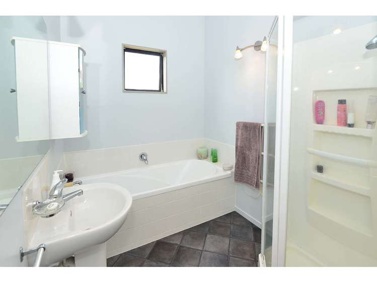 43a Springs Road Parakai_16