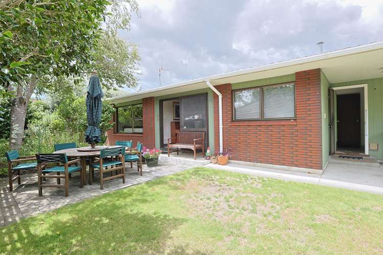 2/702 Tomoana Road Mahora_15