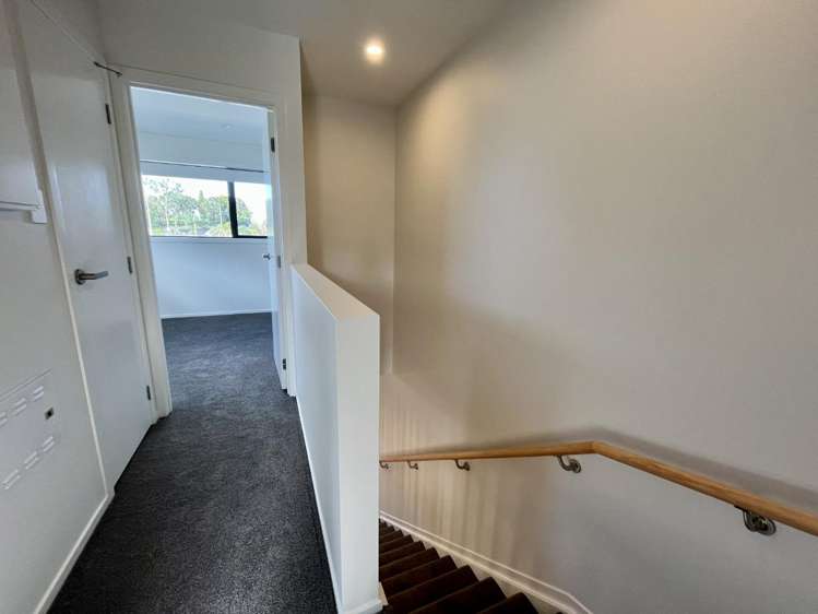 6/506 Glenfield Road 10878_6