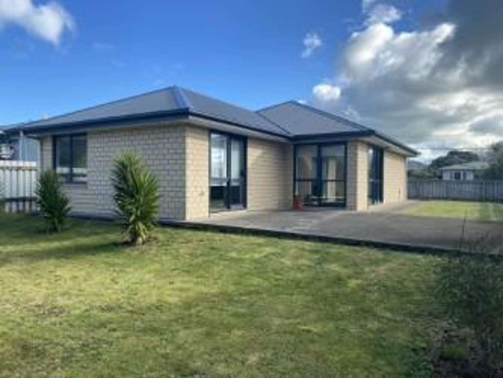 8 Gladstone Street Hawera_0