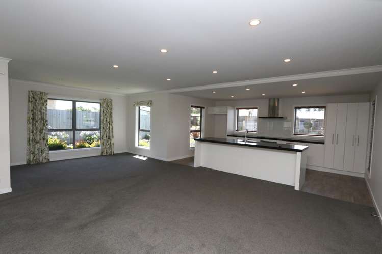 7 Somerset Grove Allenton_6