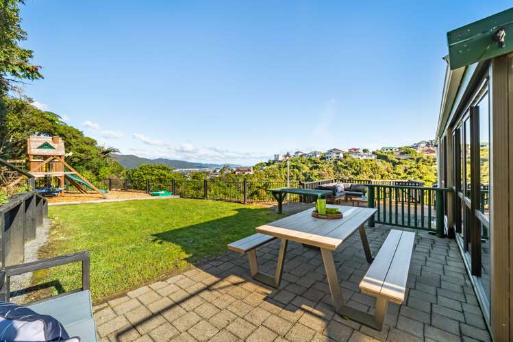 21 Renoir Avenue Belmont_18