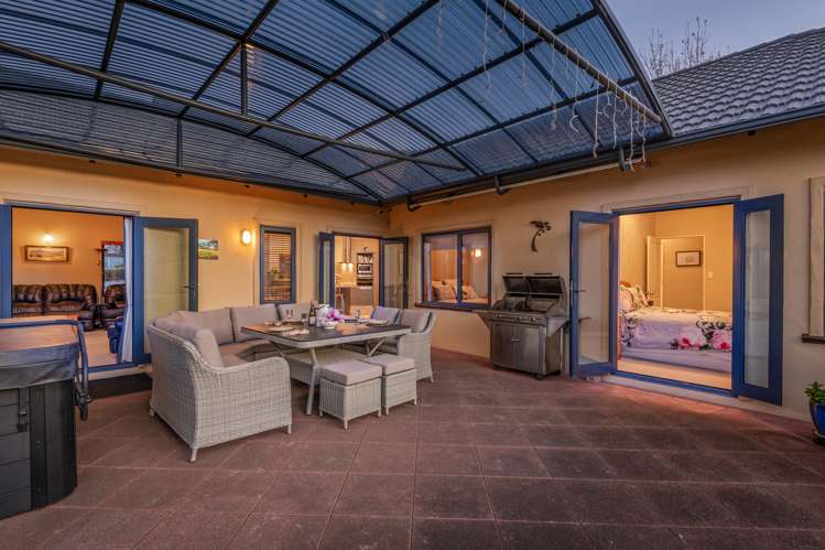 33 Cashmere Drive Fitzherbert_12