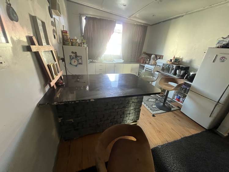 11 Endcliffe Road Kaiti_24