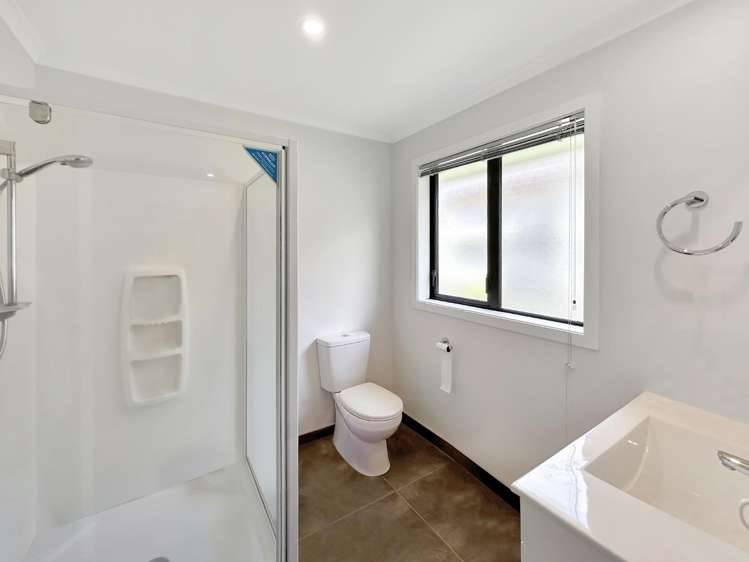 19 Gibraltar Way 10930_9