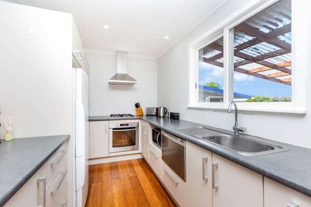 6 Hetherington Road Ranui_2