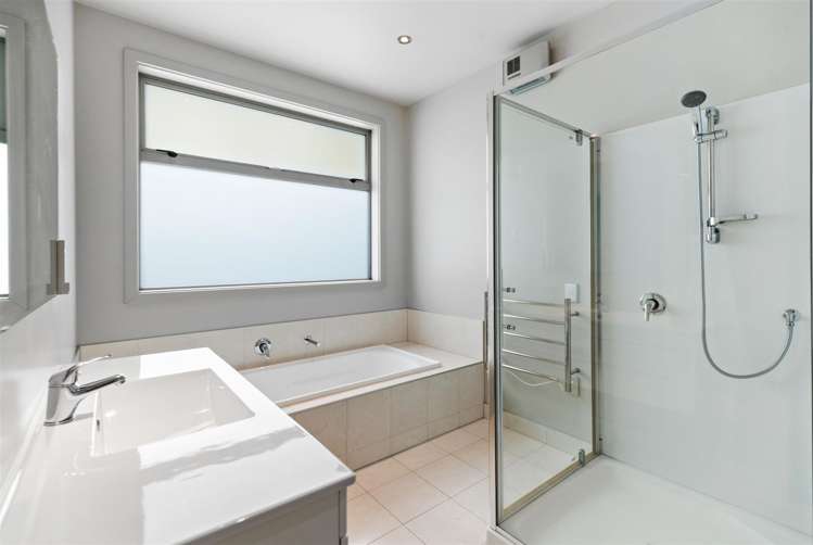 25 Alice Burn Drive Luggate_12