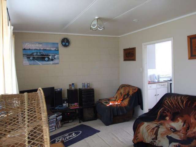 24 Simons Street Moturoa_2