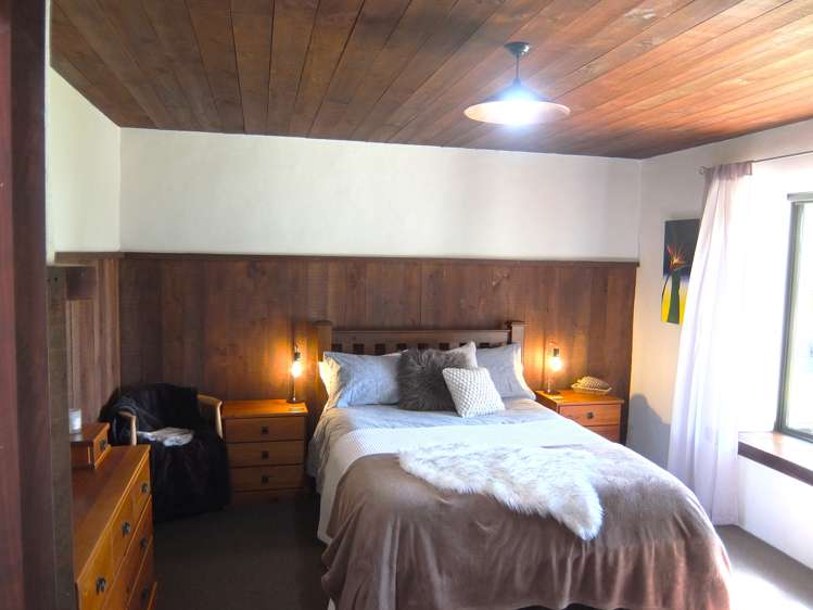 27 Alice Burn Drive Luggate_10