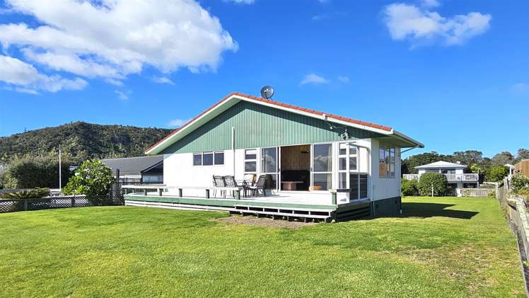 244 Kenwood Drive Matarangi_17