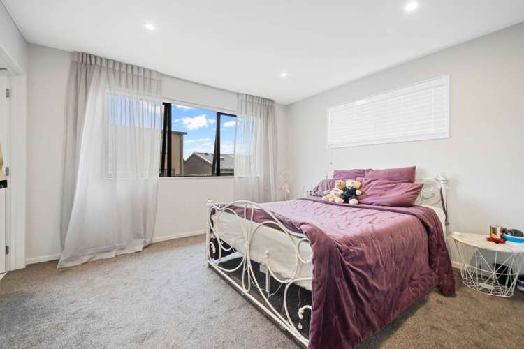 17 Lisnoble Road Flat Bush_13