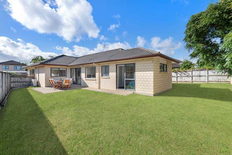 5 Ashkirk Place Wattle Downs_10