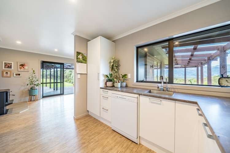 297 Fairview Drive Akatarawa_7