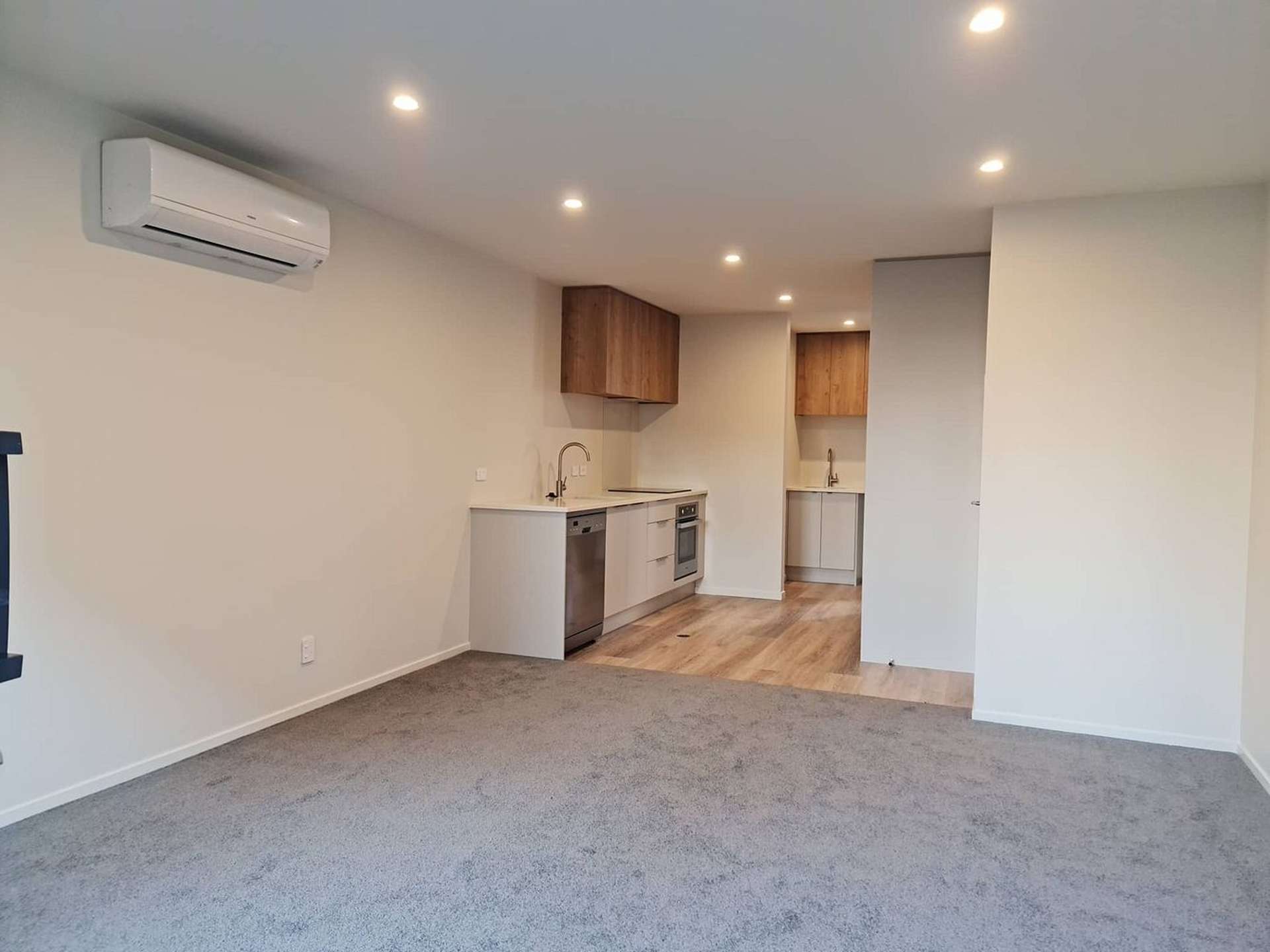 11/35 Rata Street Naenae_0