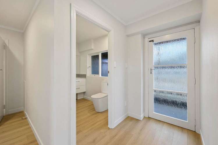 77A Macleans Road Bucklands Beach_30