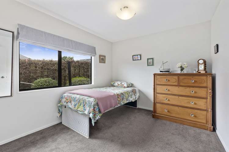 18 Ronald Woolf Place Churton Park_9
