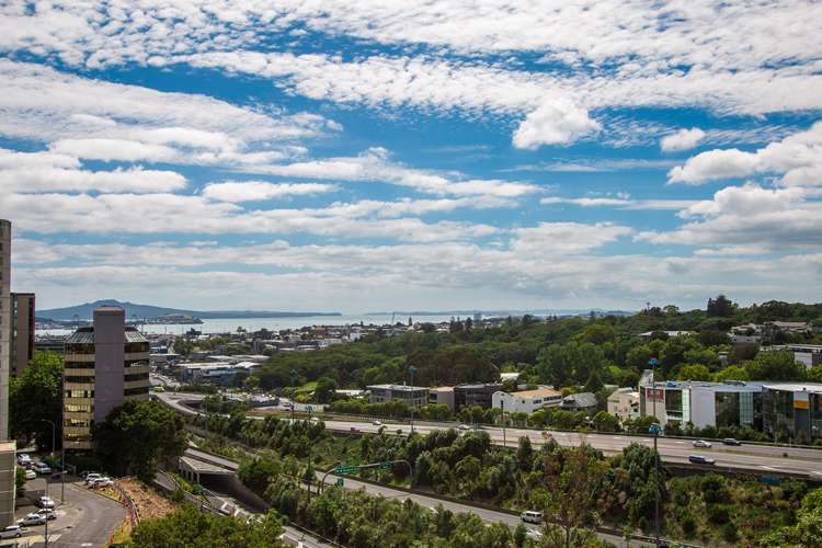 602/18 Saint Martins Lane Grafton_14