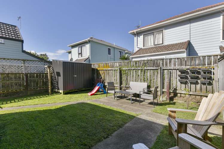 9/171 Queens Drive Lyall Bay_12